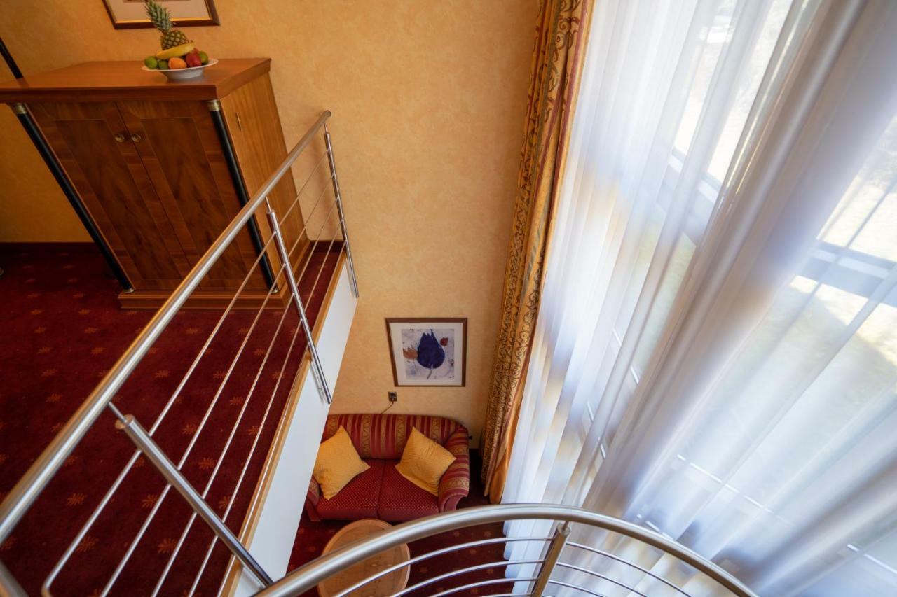 Hotel-Restaurant Hochwiesmuhle Bexbach Dış mekan fotoğraf