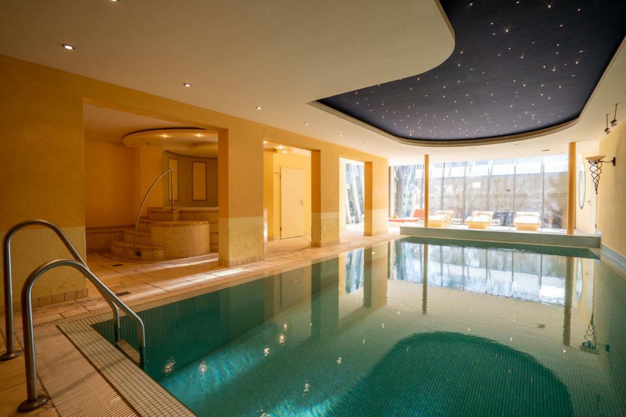 Hotel-Restaurant Hochwiesmuhle Bexbach Dış mekan fotoğraf